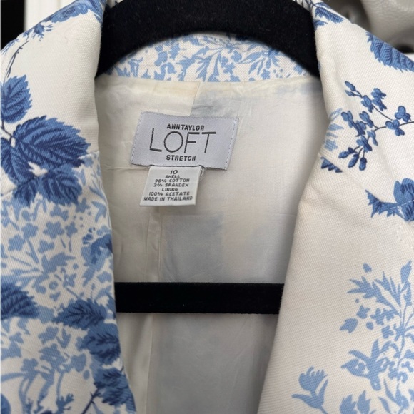 LOFT Blue Floral Women's Trench Coat - Picture 2 of 6
